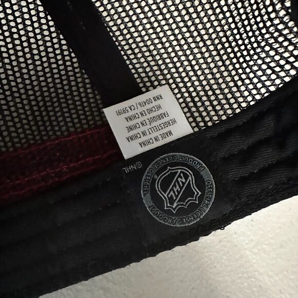 AMERICAN NEEDLE NHL Chicago Blackhawks Adjustable Snapback Hat in Black - Picture 9 of 9